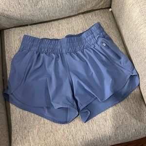 Lululemon-Tracker short-4”-size 10